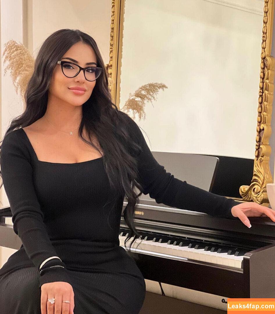 Kurdish Girls / kurdish.girls2 leaked photo photo #0003