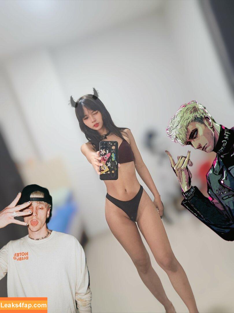 Kuro Emma / anyuser / emmablack.kuro / machinegunkuro leaked photo photo #0049