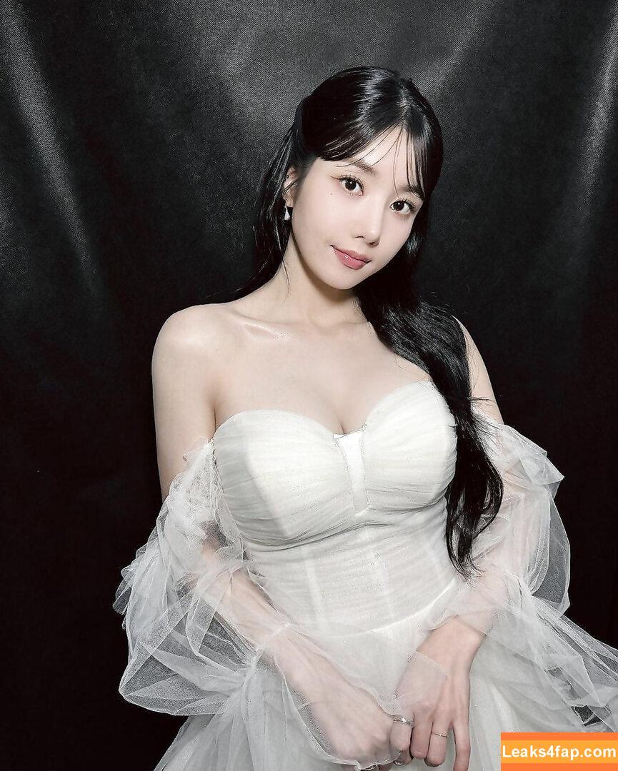 Kwon Eun Bi /  leaked photo photo #0013