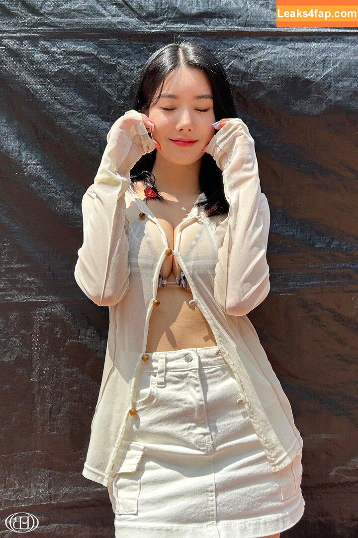 Kwon Eunbi /  leaked photo photo #0003