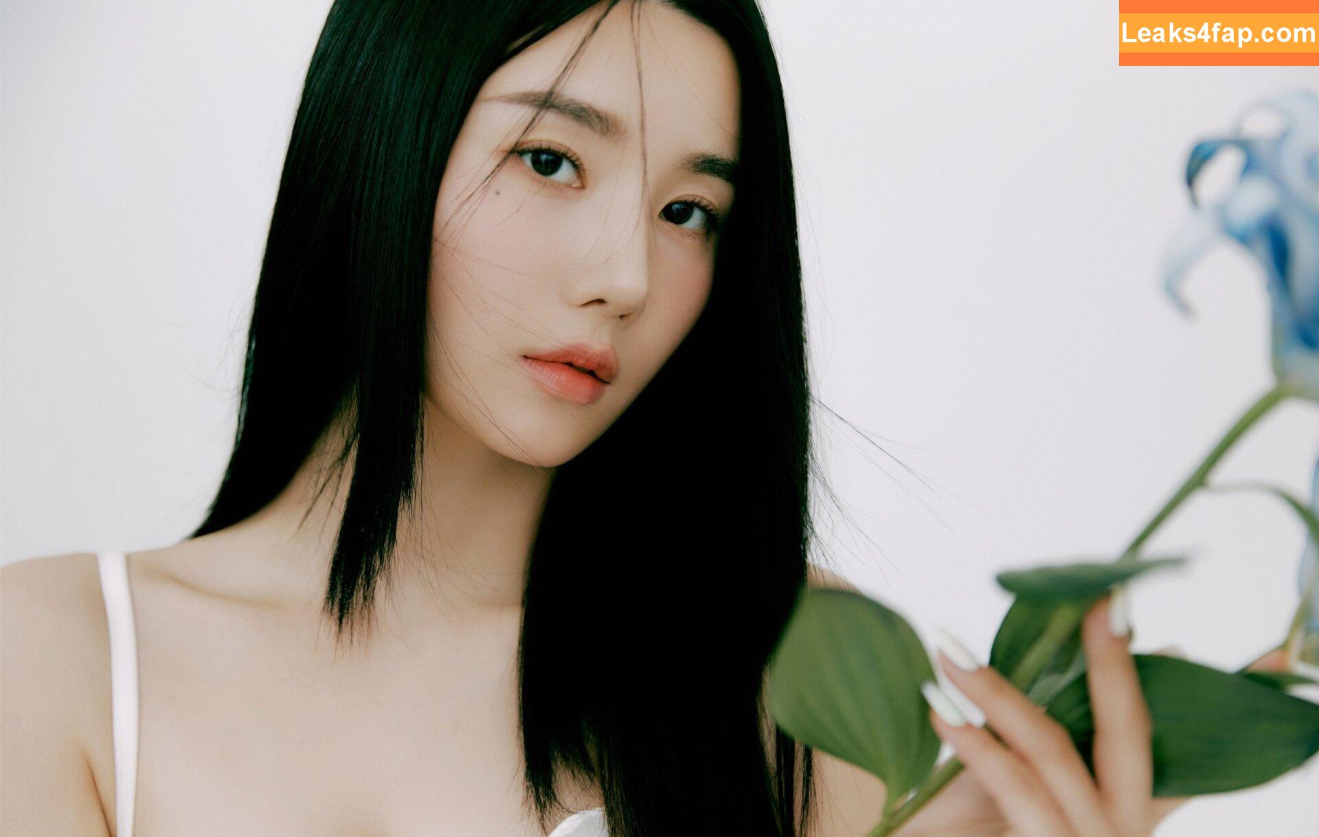 Kwon Eunbi /  leaked photo photo #0009