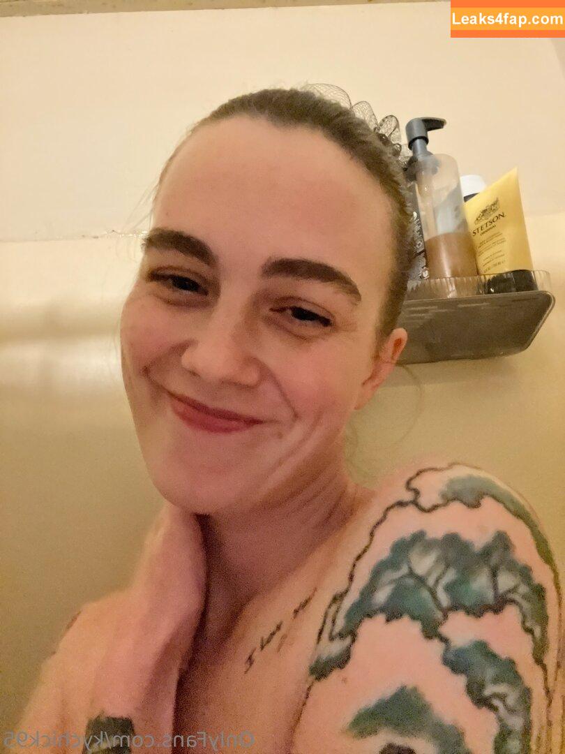 kychick95 /  leaked photo photo #0002