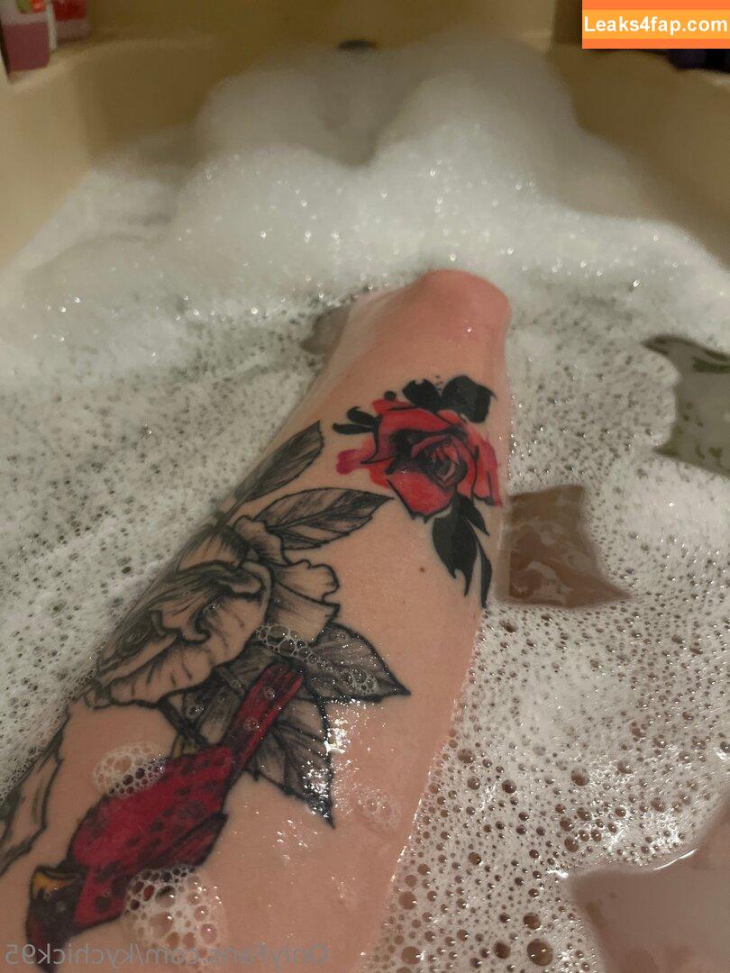 kychick95 /  leaked photo photo #0005