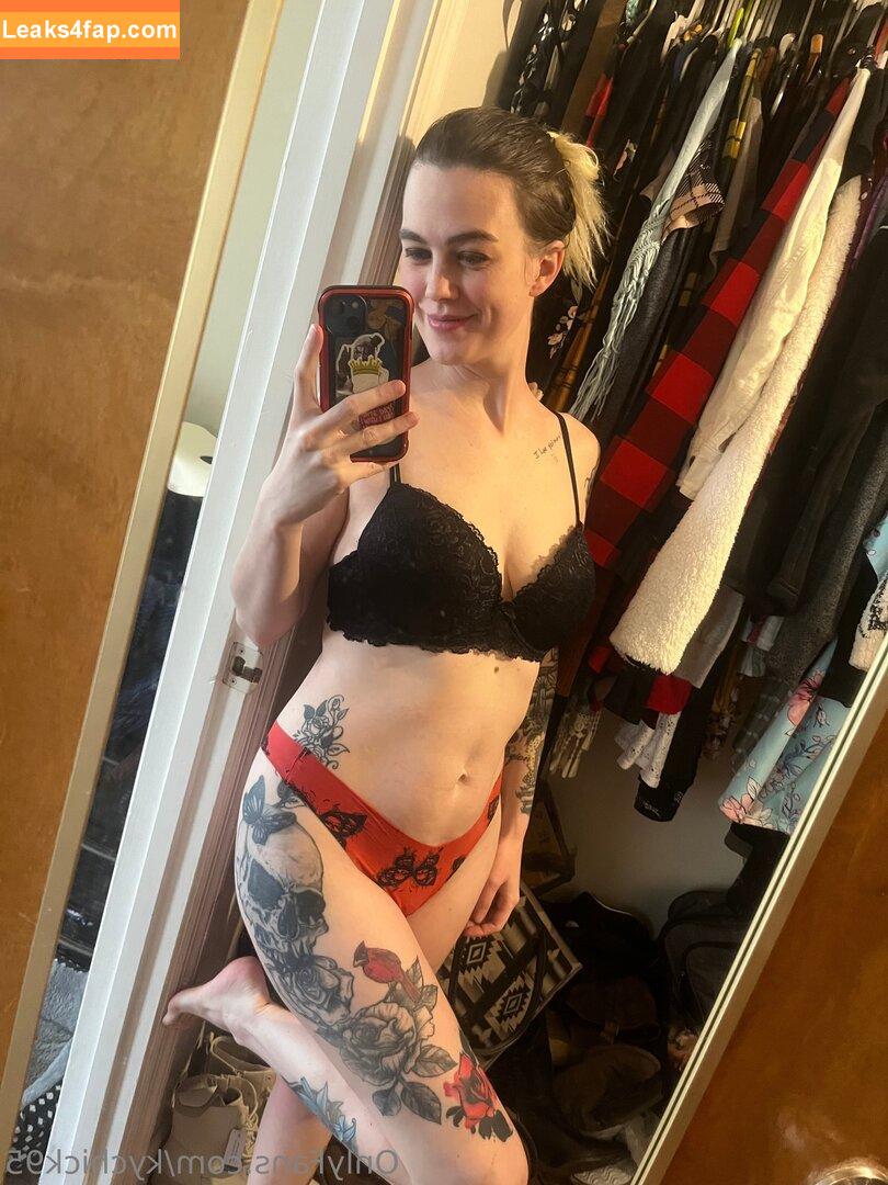 kychick95 /  leaked photo photo #0008
