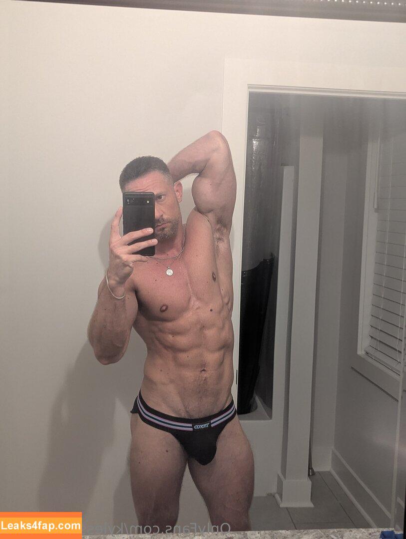 kylessfitnessfree /  leaked photo photo #0002