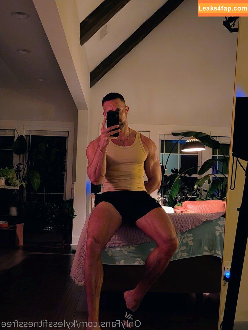kylessfitnessfree /  leaked photo photo #0018