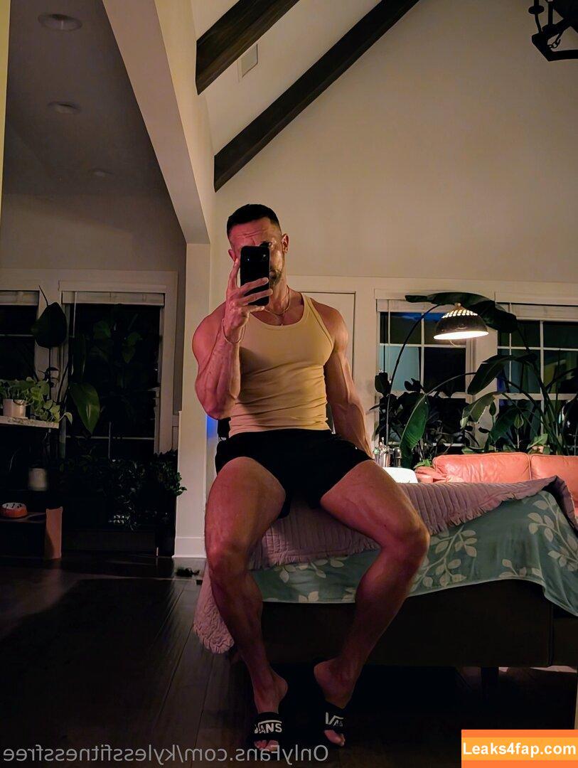 kylessfitnessfree /  leaked photo photo #0019