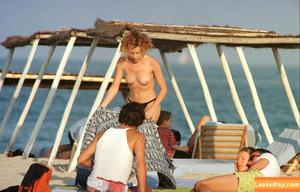 Kylie Minogue photo #0037