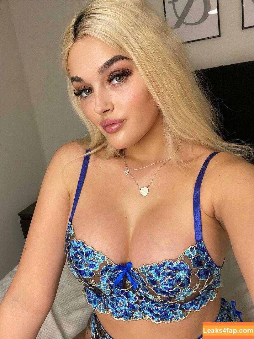 kyliereed / kyliereed__ leaked photo photo #0004
