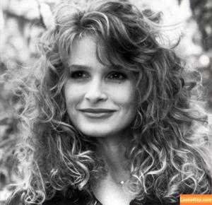 Kyra Sedgwick photo #0041