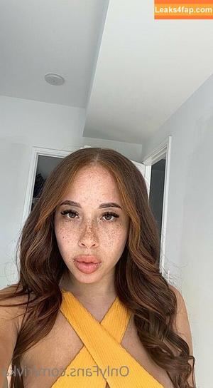 kyrafree photo #0001