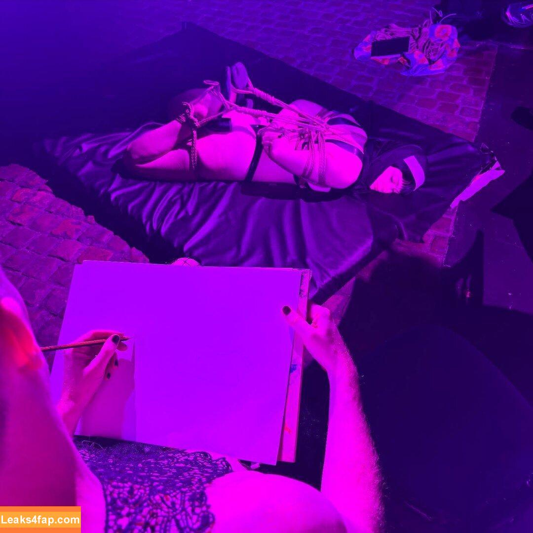 Kyranekko слитое фото фото #0220