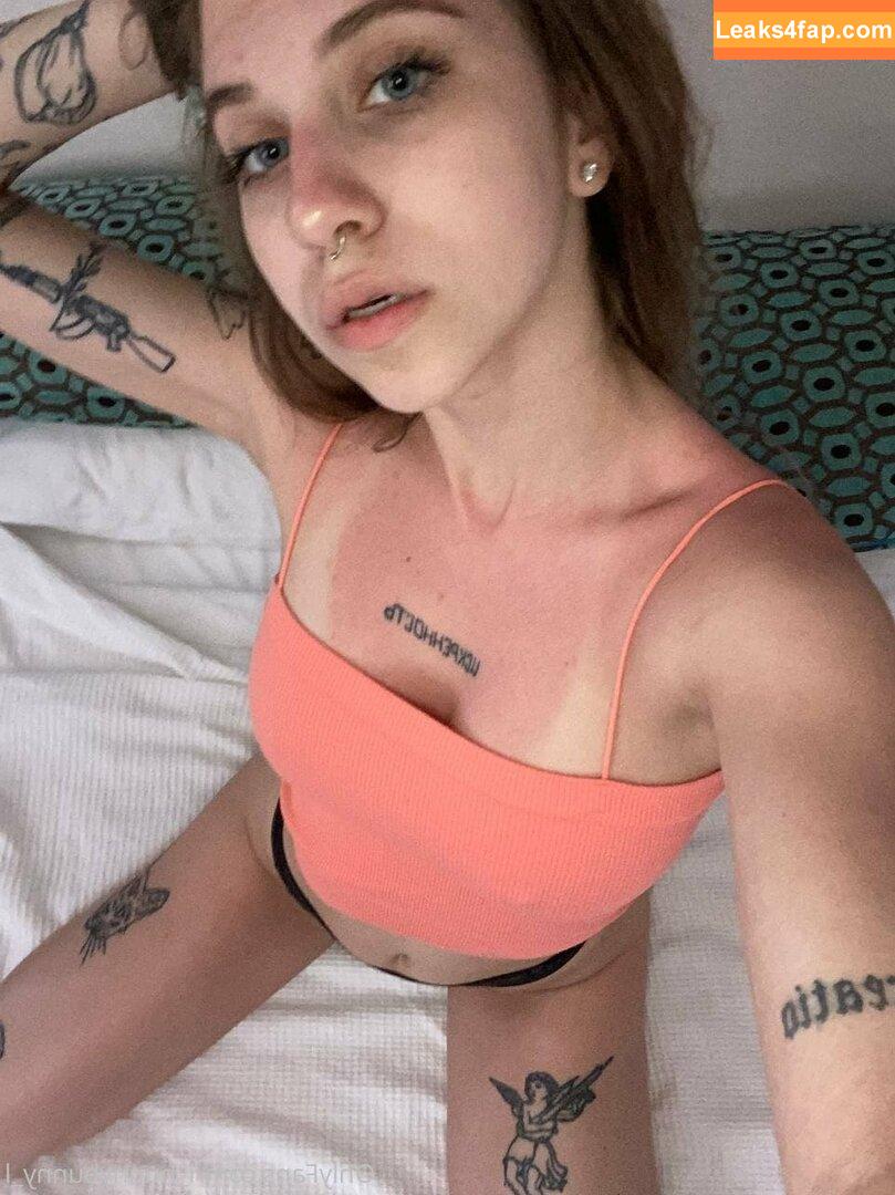 l_hunnybunny_l / hunnybunny420 leaked photo photo #0007