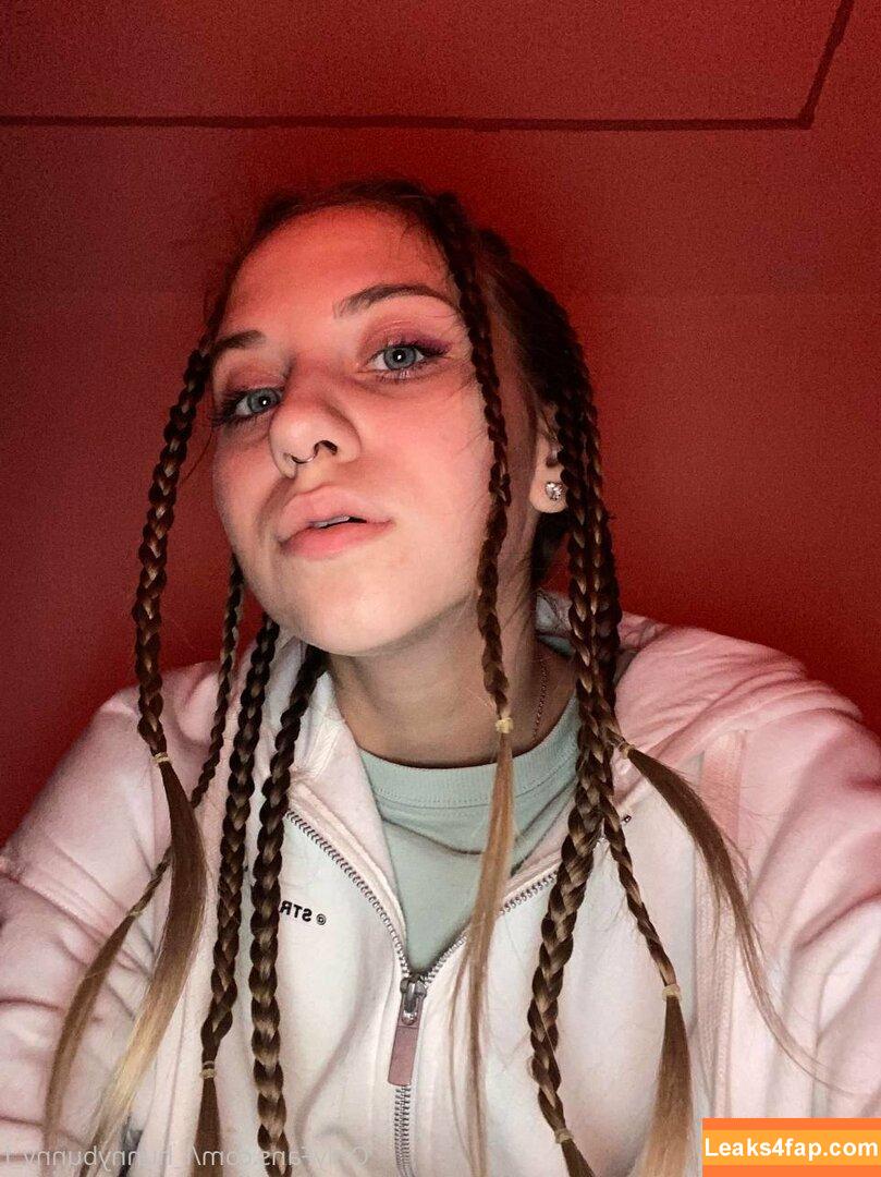 l_hunnybunny_l / hunnybunny420 leaked photo photo #0013