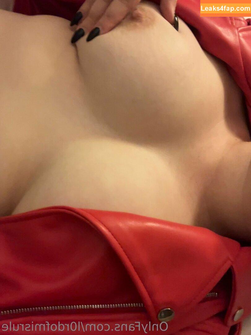 l0rdofmisrule /  leaked photo photo #0005
