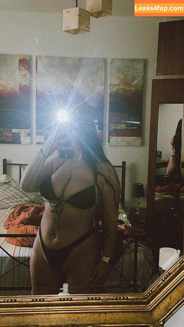 l4tina_mami /  leaked photo photo #0005