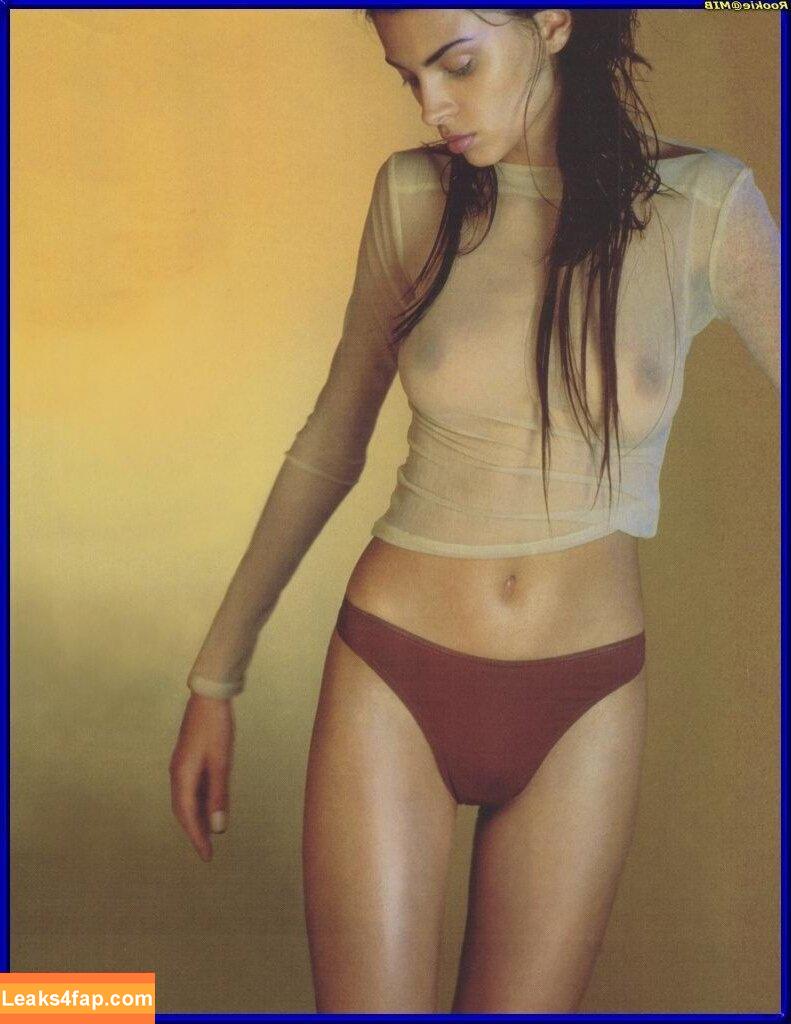 La Jennifer /  leaked photo photo #0002