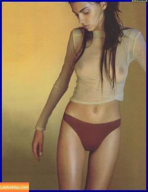 La Jennifer photo #0002