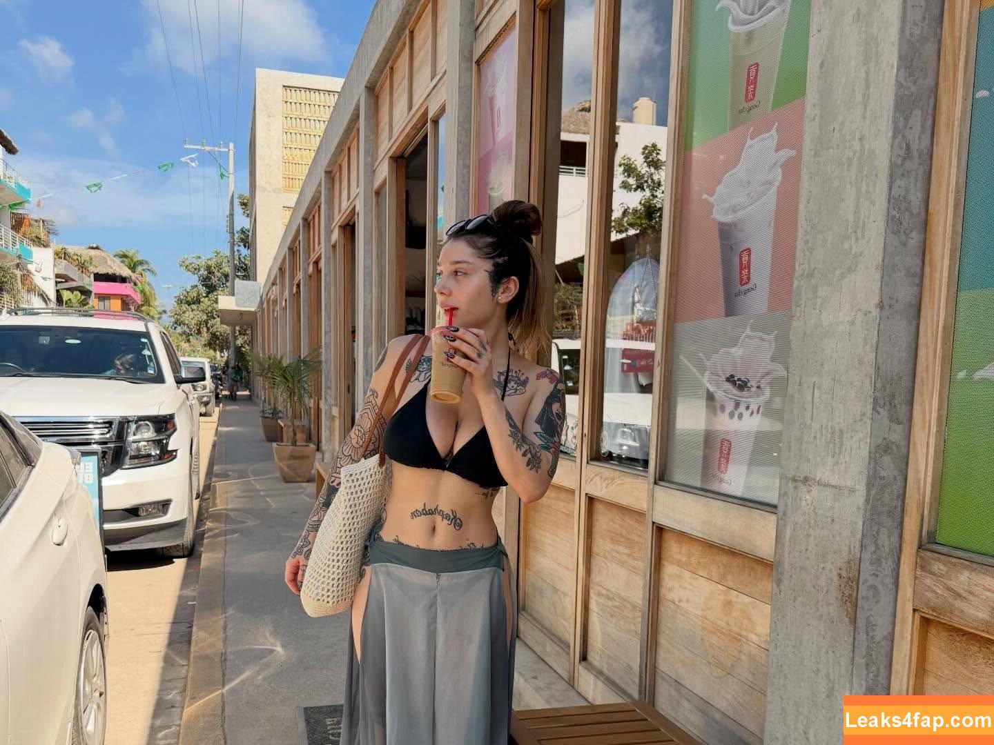 La.roli25 // milli castillo / La.roli25 / iamrolii leaked photo photo #0023