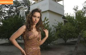Lacey Chabert photo #0127