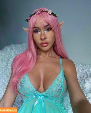 Lacey Montgomery photo #0062