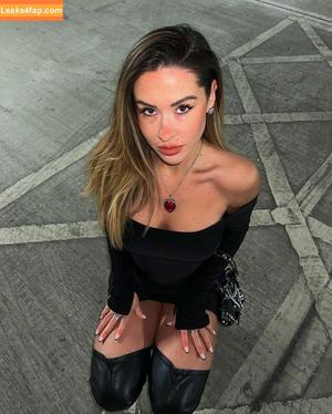 Lacey Montgomery photo #0144