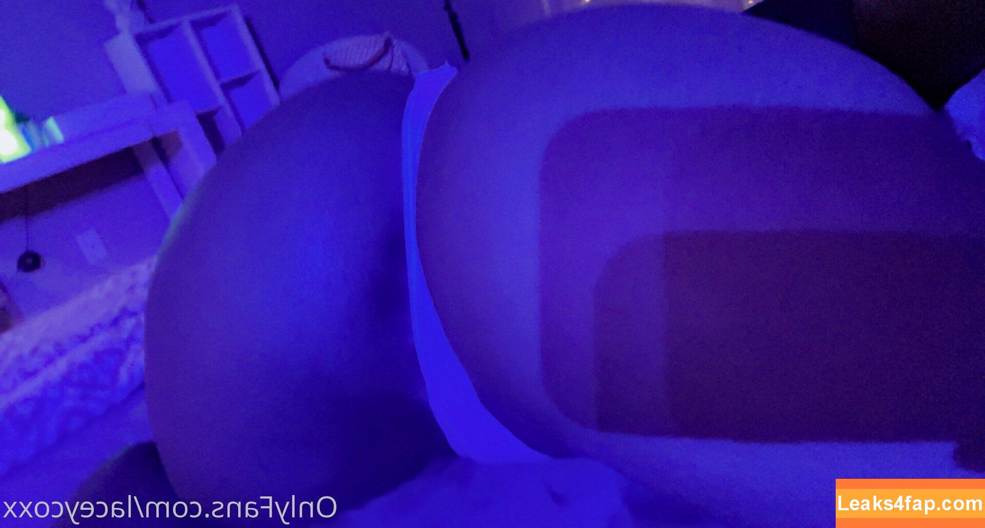 laceycoxx / thelaceycoxx leaked photo photo #0110