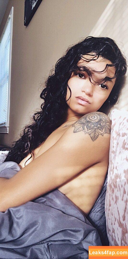 laceycoxx / thelaceycoxx leaked photo photo #0116