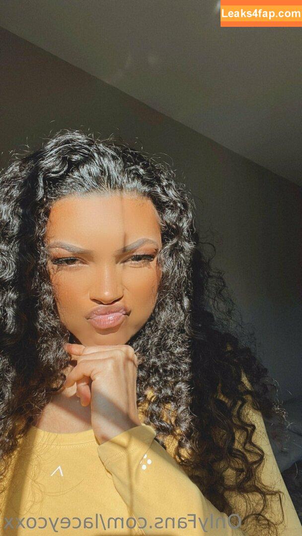 laceycoxx / thelaceycoxx leaked photo photo #0188