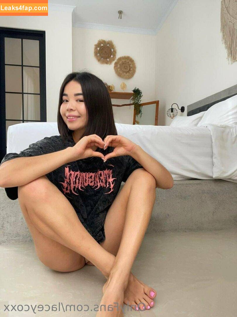laceycoxx / thelaceycoxx leaked photo photo #0206