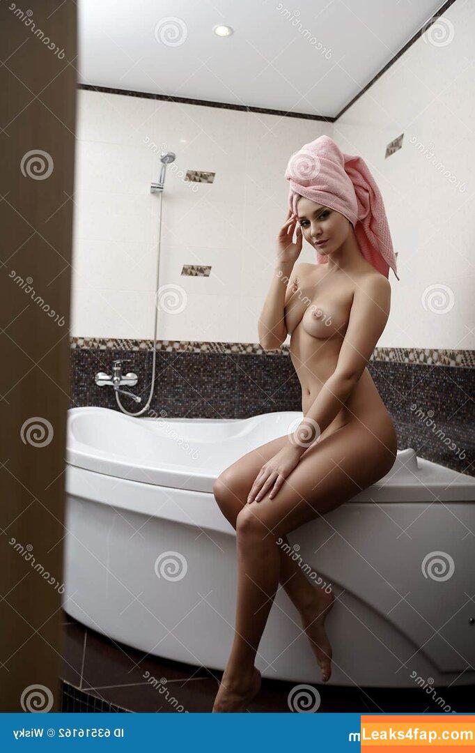lacoqueta /  leaked photo photo #0001
