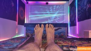 ladsfeetfree photo #0140