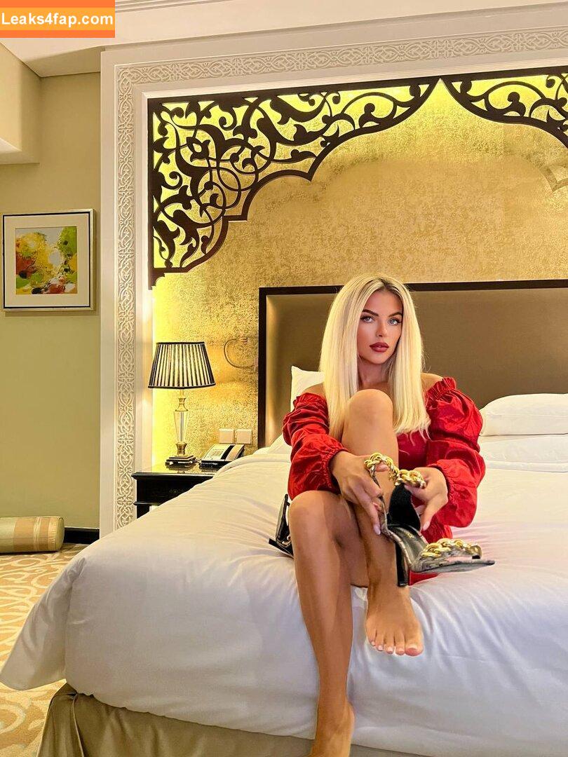 Lady Emily / emilyrbjones / lady.emily leaked photo photo #0004