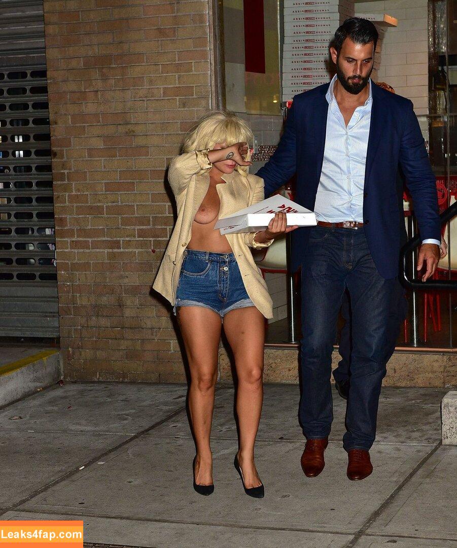 Lady Gaga / ladygaga leaked photo photo #0160
