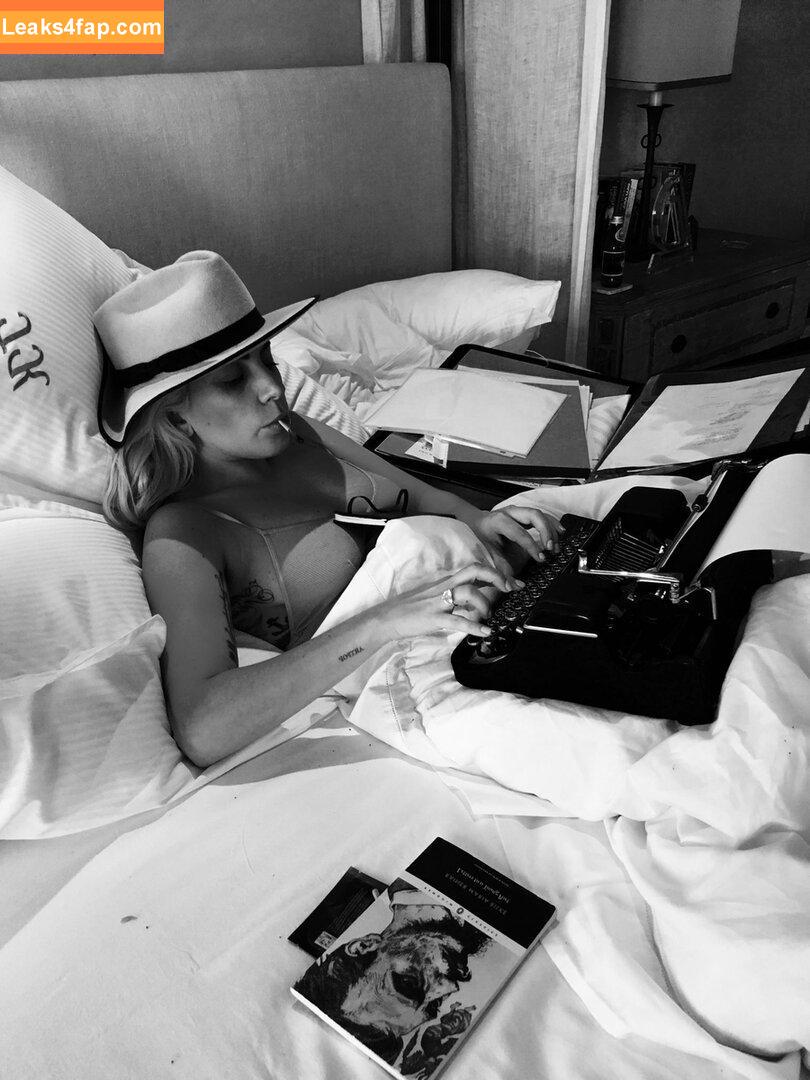 Lady Gaga / ladygaga leaked photo photo #0822