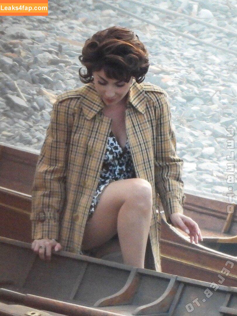 Lady Gaga / https: / ladygaga leaked photo photo #1210