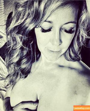 Lady Ruby photo #0022