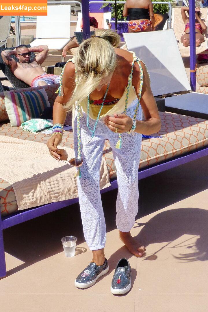 Lady Victoria Hervey / ladyvictoriahervey слитое фото фото #0086