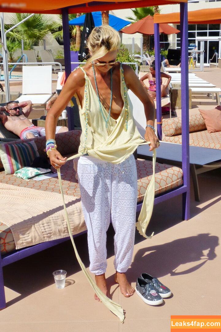 Lady Victoria Hervey / ladyvictoriahervey слитое фото фото #0089