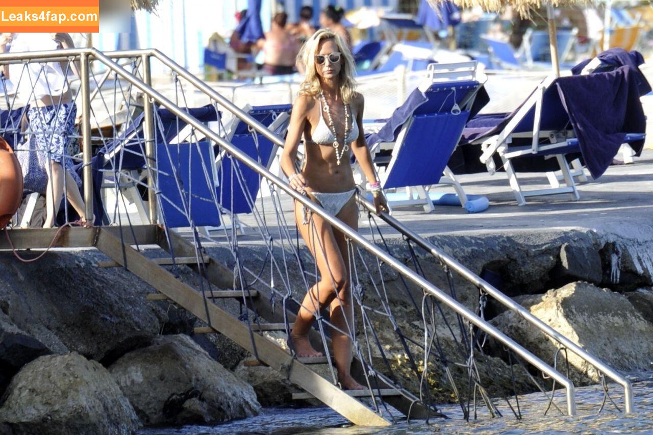 Lady Victoria Hervey / ladyvictoriahervey leaked photo photo #0421