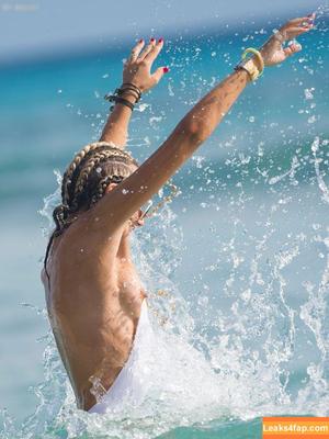 Lady Victoria Hervey фото #0057