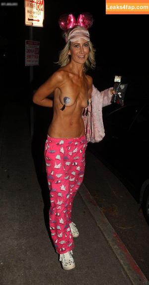 Lady Victoria Hervey photo #0141