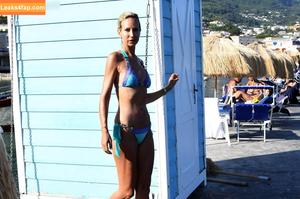 Lady Victoria Hervey photo #0516