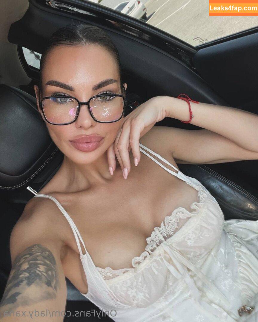 lady.xana / xanaofficial_ leaked photo photo #0014