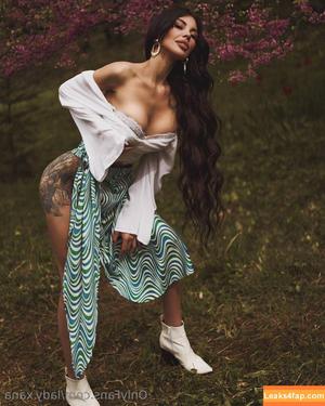 lady.xana photo #0008