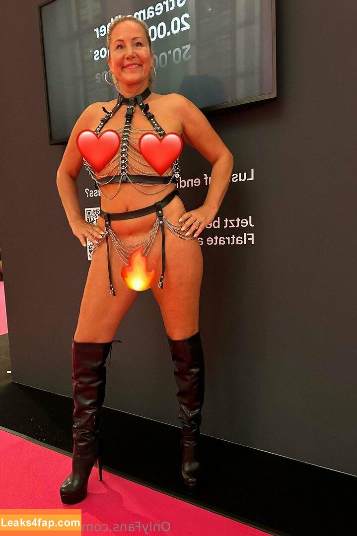 ladyannahd / ladyanna_official leaked photo photo #0018