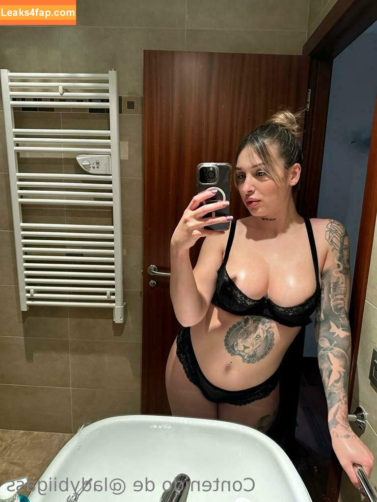 ladybiigass / lady__s_____ leaked photo photo #0403