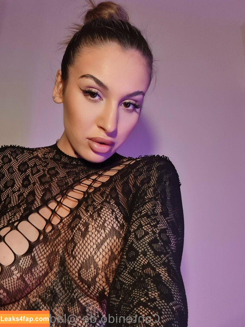 ladybiigass / ladyalessandrab leaked photo photo #0652