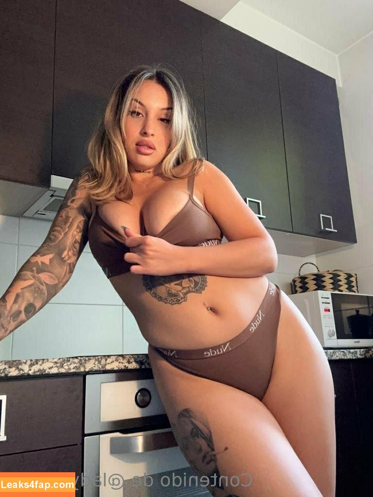 ladybiigass / ladyalessandrab leaked photo photo #0692