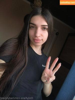 ladylizard photo #0001